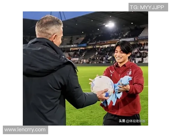 12轮13球！日本球员领跑欧洲干流联赛射手榜，再次“刺痛”中国足球